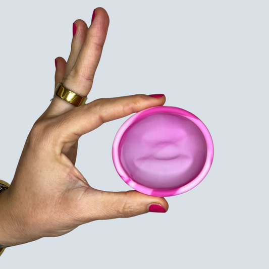 Self-emptying period disc: How it works and why it’s a game-changer